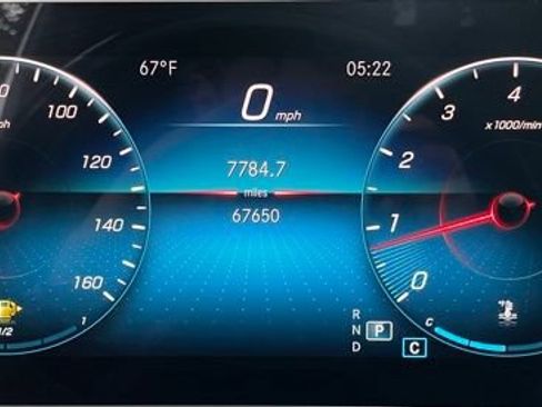 Used 2021 Mercedes-Benz GLE 350 w/ Premium Package image 22