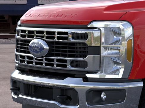 New 2026 Ford F350 XLT w/ FX4 Off-Road Package AWD/4WD image 17