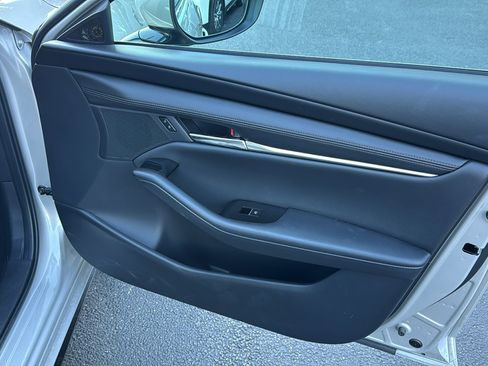 Certified 2025 MAZDA MAZDA3 s image 34