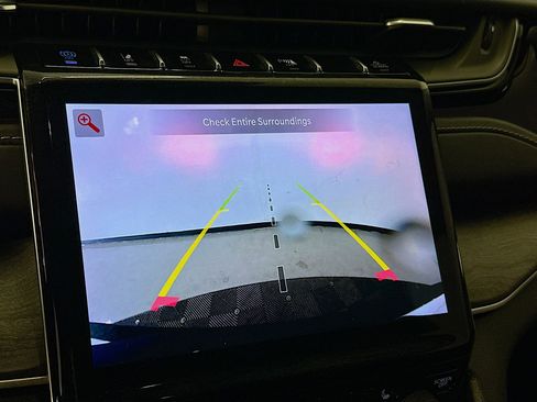 Used 2022 Jeep Grand Cherokee Limited 4xe image 23