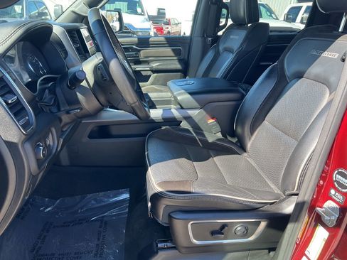 Used 2024 RAM 1500 Laramie image 15