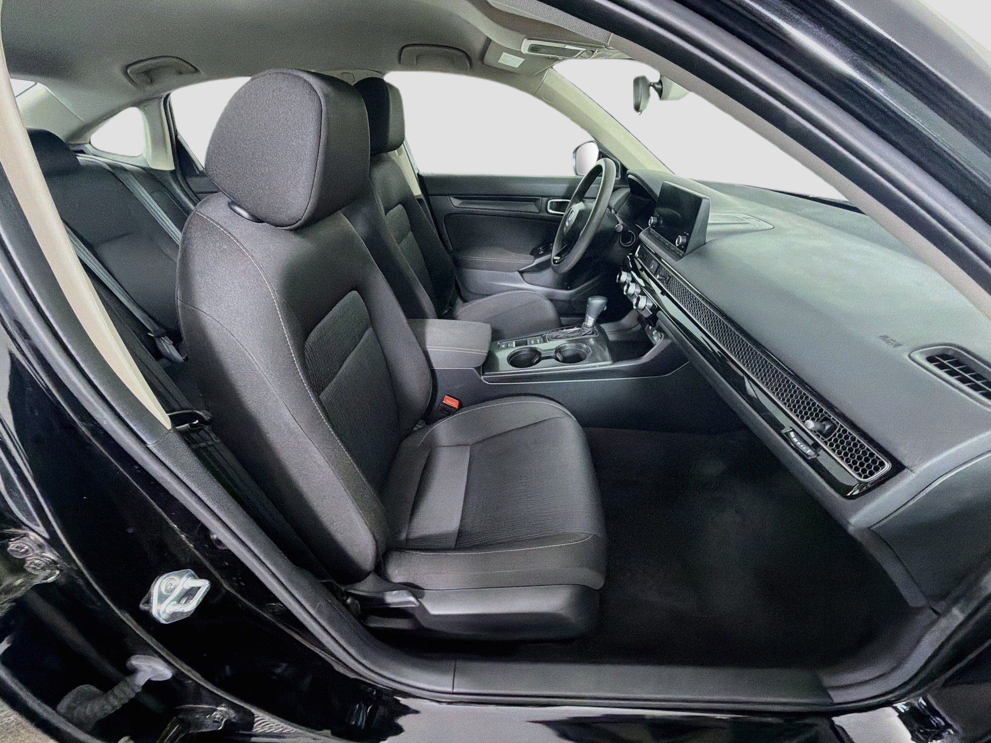 Used 2025 Honda Civic LX image 30