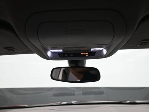 Used 2018 GMC Acadia SLT FWD image 31