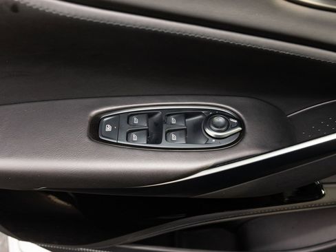 Used 2023 Aston Martin DBX 707 image 22