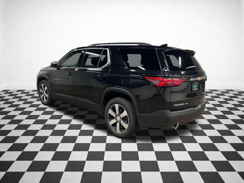Used 2023 Chevrolet Traverse LT w/ LT Premium Package AWD/4WD image 7