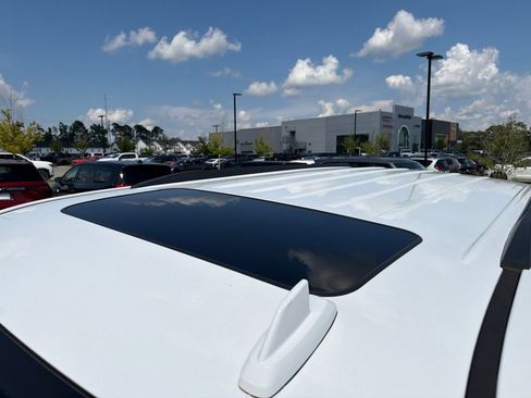 Used 2019 Chevrolet Tahoe LT AWD/4WD image 4