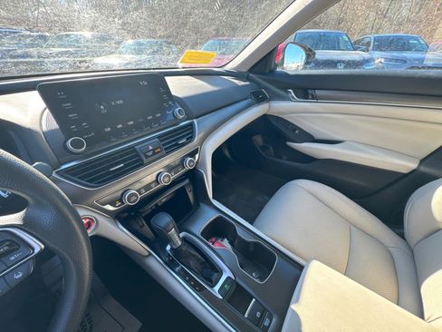 Used 2018 Honda Accord LX image 26