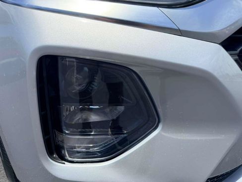 Used 2020 Hyundai Santa Fe SEL FWD image 11