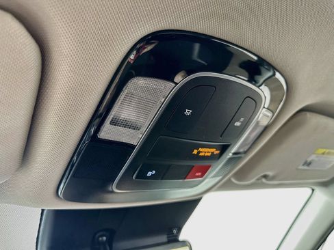 Used 2025 Hyundai Sonata SEL FWD image 31