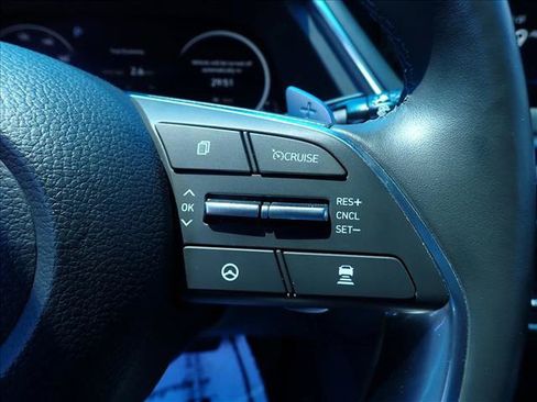 Used 2023 Hyundai Sonata Limited FWD image 16