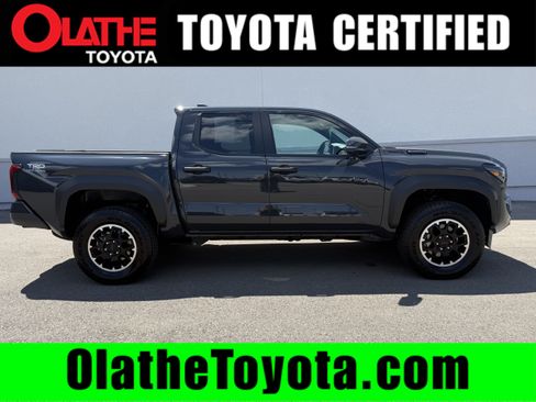 Certified 2025 Toyota Tacoma TRD Off-Road w/ TRD Off Road Upgrade Package AWD/4WD image 1