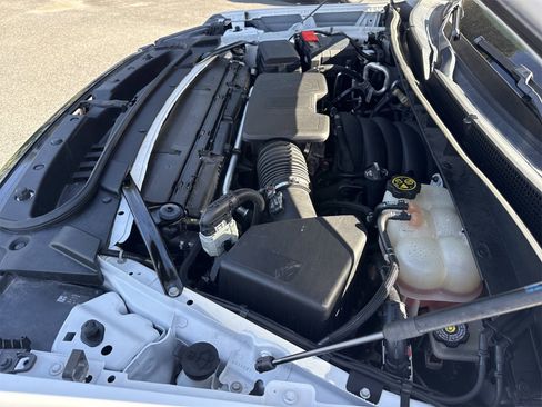 Used 2022 GMC Yukon SLT w/ SLT Premium Package image 42