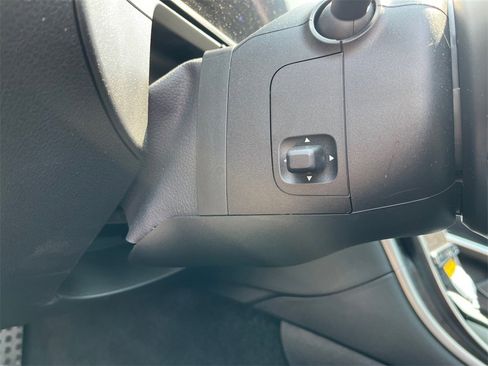 Used 2024 Mercedes-Benz C 300 4MATIC Sedan image 21