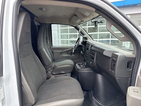 Certified 2023 GMC Savana 2500 Work Van 3D Cargo Van w/ Driver Convenience Package image 18