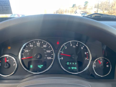 Used 2012 Jeep Liberty Sport w/ Popular Equipment Group image 16