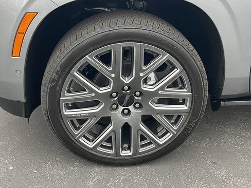 New 2026 GMC Yukon XL Denali Ultimate AWD/4WD image 9