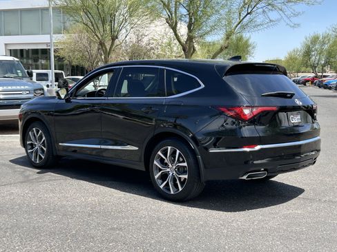 Used 2024 Acura MDX FWD w/ Technology Package image 3