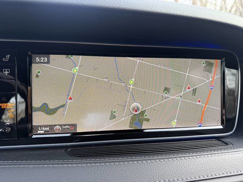 Used 2014 Mercedes-Benz S 550 Sedan image 23