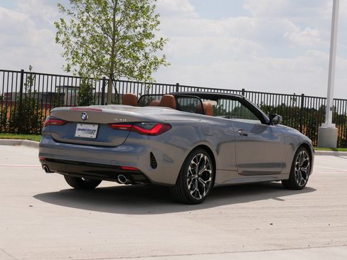 Used 2027 BMW 430i Convertible RWD image 9
