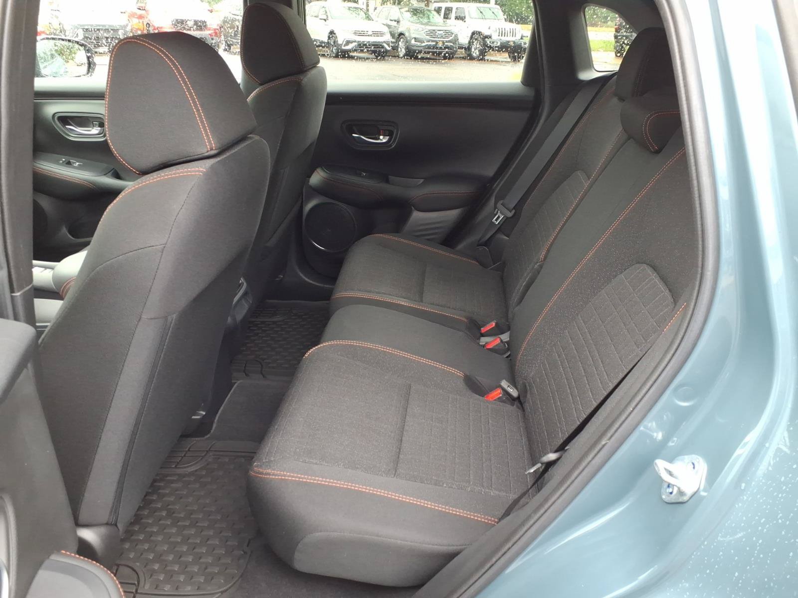 Certified 2025 Honda HR-V Sport image 6
