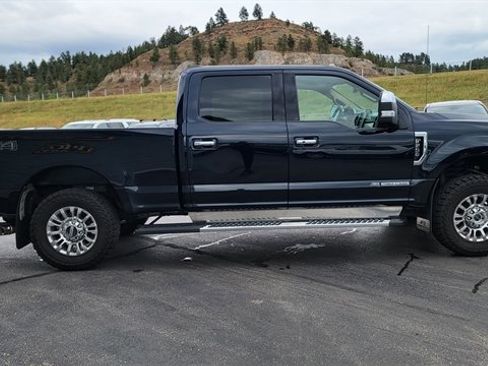 Used 2021 Ford F250 Lariat w/ Lariat Ultimate Package image 5