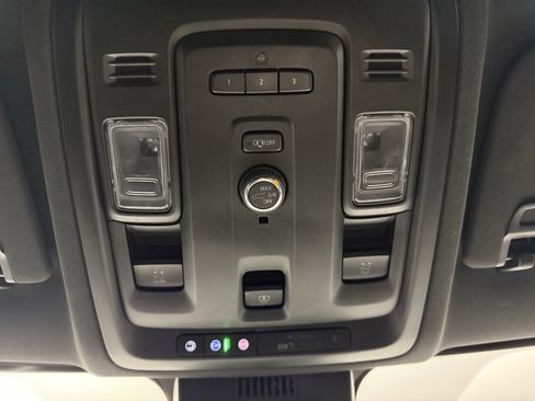 Used 2023 Chevrolet Tahoe Z71 image 37