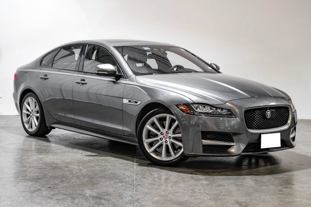 Used 2016 Jaguar XF R-Sport RWD image 8