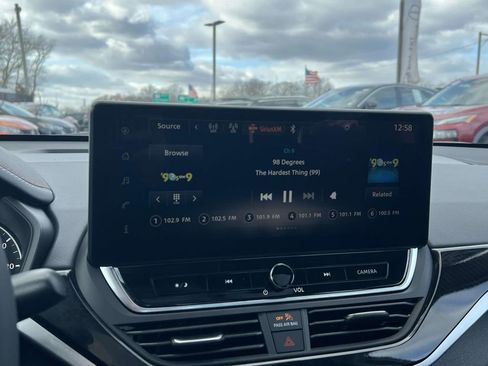 Certified 2025 Nissan Altima 2.5 SR w/ SR Premium Package image 28