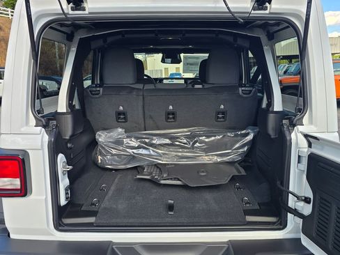 New 2026 Jeep Wrangler Unlimited Sport AWD/4WD image 14