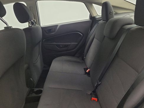 Used 2019 Ford Fiesta SE FWD image 18