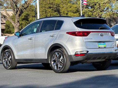 Used 2021 Kia Sportage EX w/ EX Technology Package FWD image 5