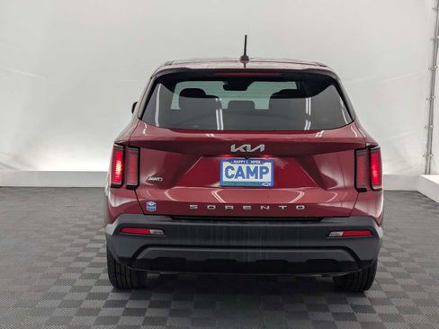 Used 2022 Kia Sorento LX AWD/4WD image 5