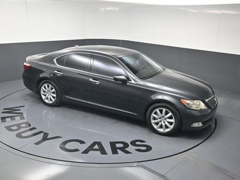 Used 2008 Lexus LS 460 RWD image 32