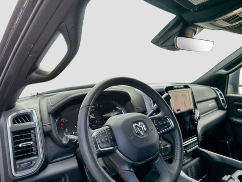 Used 2025 RAM 2500 Laramie w/ Night Edition AWD/4WD image 11