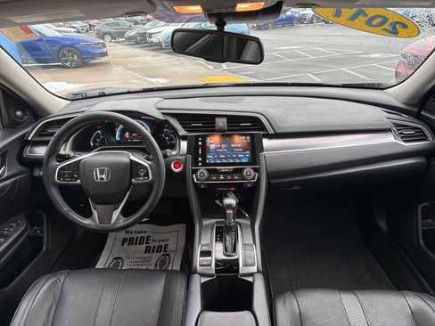 Used 2017 Honda Civic Touring image 12
