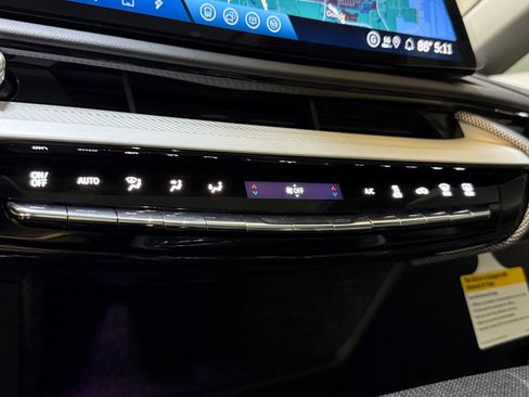 New 2026 Cadillac Optiq Sport 1 image 33