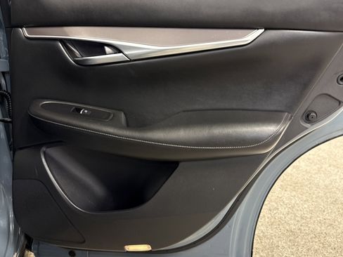 Used 2022 INFINITI QX50 Luxe image 32