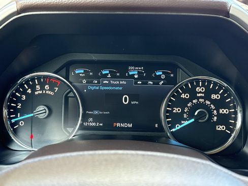 Used 2020 Ford F150 Lariat w/ Equipment Group 502A Luxury RWD image 21