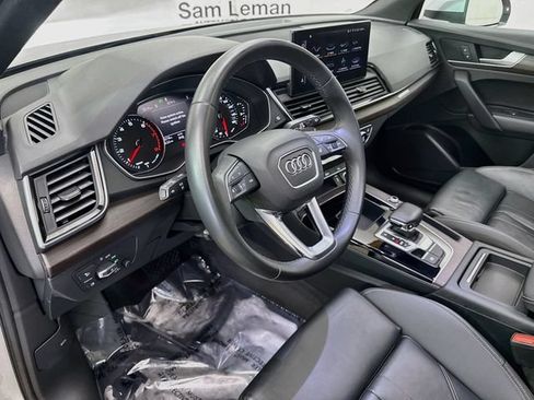 Used 2022 Audi Q5 2.0T Premium w/ Convenience Package AWD/4WD image 9