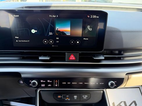 New 2026 Kia Carnival LX FWD image 29