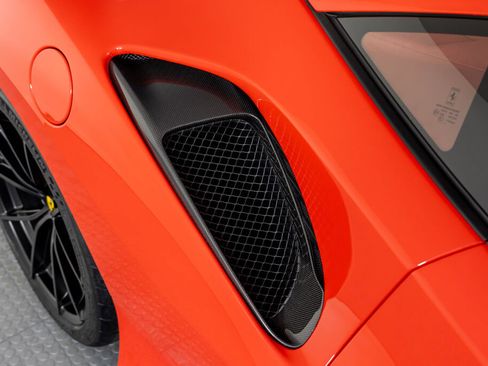 Certified 2019 Ferrari 488 Pista Coupe RWD image 25