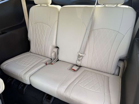 Used 2023 Buick Enclave Avenir w/ Avenir Technology Package image 26