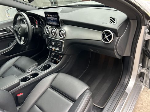 Used 2019 Mercedes-Benz CLA 250 image 44