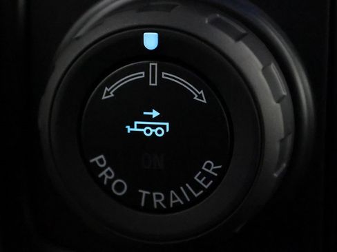 Used 2025 Ford F150 Raptor image 26