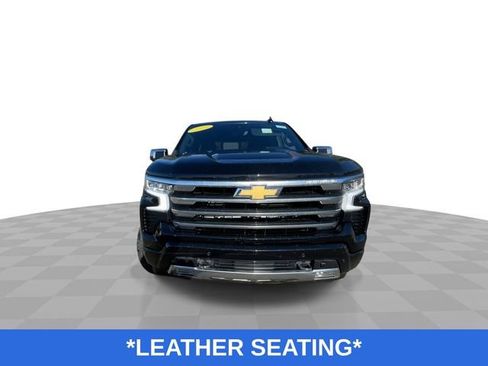 Used 2023 Chevrolet Silverado 1500 High Country w/ Technology Package image 4