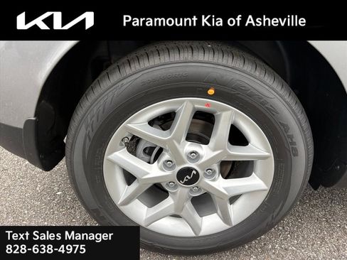 New 2025 Kia Soul LX image 30