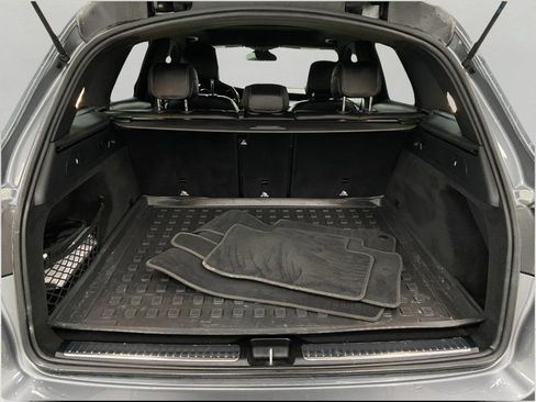 Used 2019 Mercedes-Benz GLC 300 4MATIC image 6