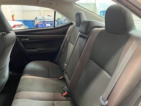 Used 2017 Toyota Corolla LE w/ Carpet Mat Package (TMS) FWD image 19