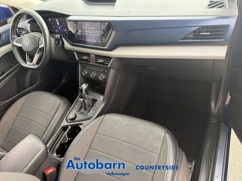 Certified 2022 Volkswagen Taos SE FWD image 27