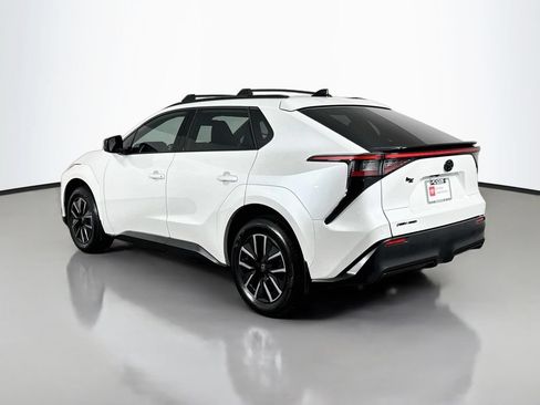 Used 2026 Toyota bZ AWD/4WD image 7